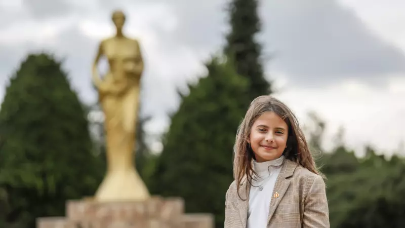 10 Yaşındaki Defne Zeynep Enci'den Büyük Başarı! İlk Filminde Altın Portakal'a Uzandı