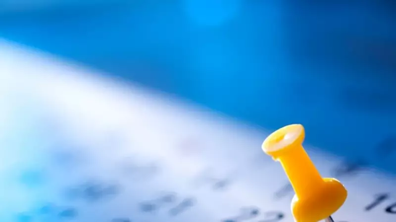 28 Ekim'de Hayat Ne Zaman Duruyor? Kargolar, Eczaneler ve Bankalar Yarım Gün Mü Çalışıyor?