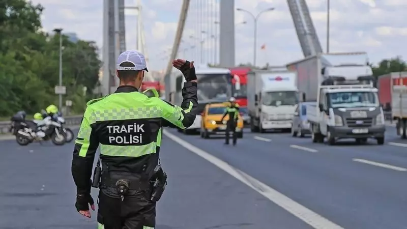 29 Ekim'de İstanbul'da Trafik Kilit! Hangi Yollar Kapacak, Alternatif Güzergahlar Neler?