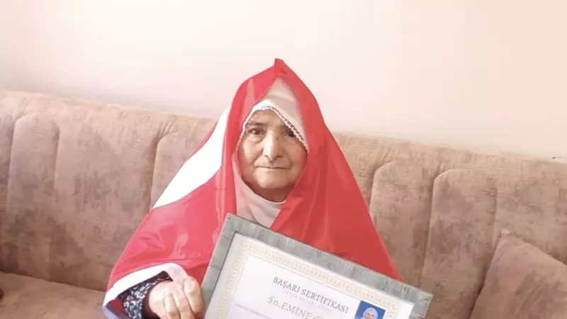 88 Yaşında Okuma Yazma Öğrendi: 'Artık Mektup Yazabiliyorum!'