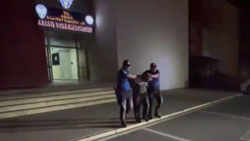 Adana'da Kan Donduran Yakalama: Çocuklara Cinsel İstismardan 32 Yıl Hükmü Varken Yine İş Başındaydı!