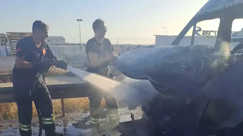 Adana'da Korkunç Kaza: İşçi Servisi ile Motosiklet Çarpıştı, 1 Kişi Hayatını Kaybetti