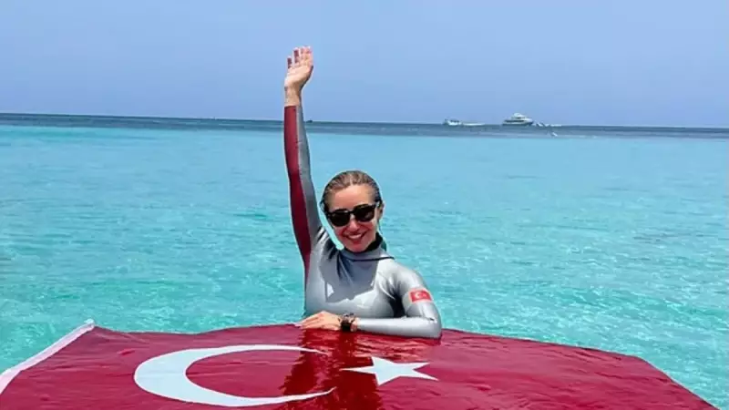 Şahika Ercümen'den Nefes Kesen Gaza Desteği: Su Altında Dayanılmaz Bir Rekor Denemesi!