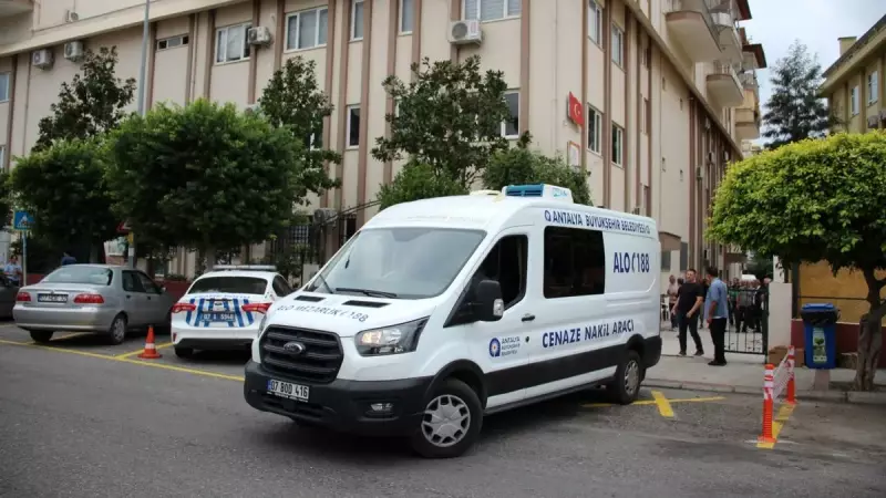 Alanya'da Okul Müdürü Lojmanda Hayatını Kaybetti: Acı Haber Eğitim Camiasını Yasa Boğdu