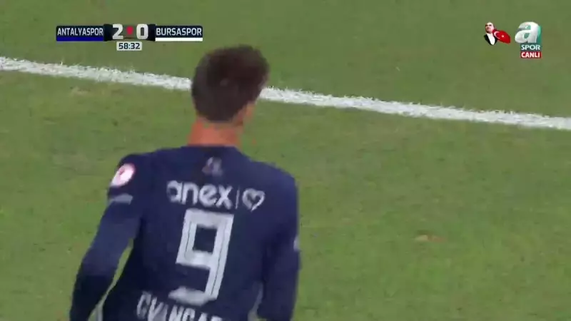 Antalyaspor, Bursaspor'u 3-0 Mağlup Etti! Ziraat Türkiye Kupası'nda Fırtına Gibi Esti