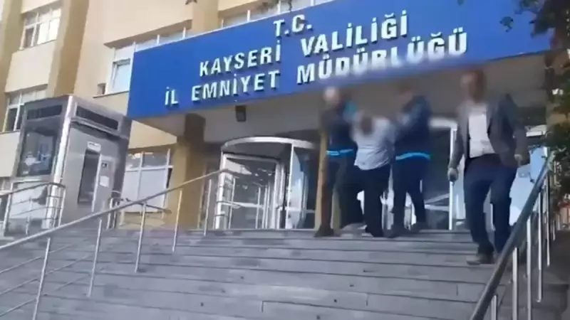 At Nalı İzleri Peşinde: Çift Cinayetin Katilini Kaçtığı Atın Nal İzleri Ele Verdi!