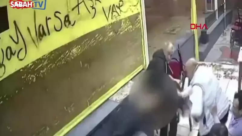 Çay Ocağında Korkunç Anlar: Silahlı Saldırı Görüntülere Yansıdı!