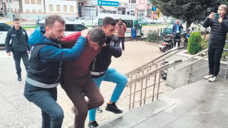 Baba-Oğul Tartışması Kanlı Bitti: Korkunç Akşamda Aile Faciası!