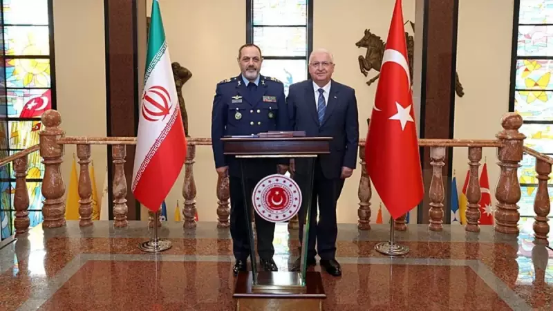 Bakan Alparslan Bayraktar ile İranlı Mevkidaşı Nasirzade'den Kritik Enerji Görüşmesi: Detaylar Belli Oldu!