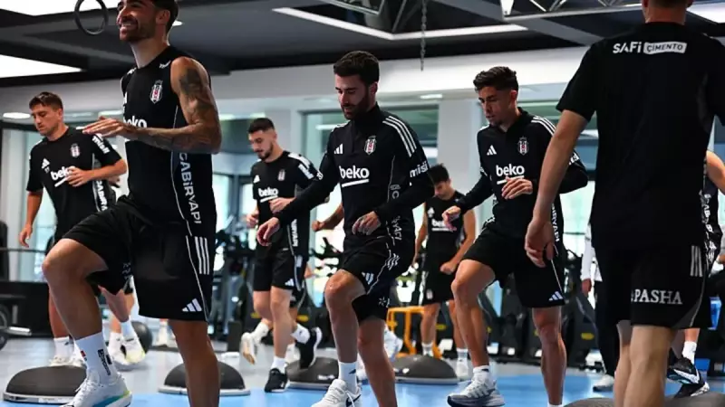 Beşiktaş'ta Kötü Hava Şartlarına Rağmen Müthiş Hazırlık! Gençlerbirliği Maçı İçin Salon İdmanı