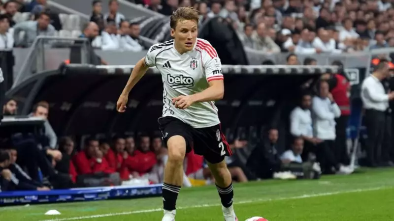 Beşiktaş'ta Tribünler Ayağa Kalktı! 3 İsim İçin Sert Tepki Yağmuru