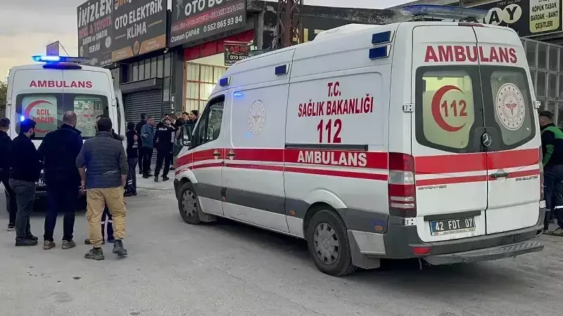 Boyacı Atölyesinde Kanlı Gece: 12 Yaralı, 3 Gözaltı - Silahlı Saldırının Çarpıcı Görüntüleri Ortaya Çıktı!