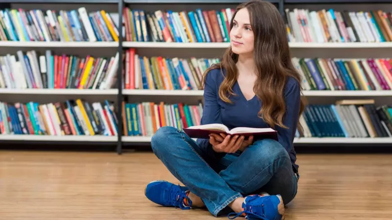 Bu Haftanın Kitap Rafında Neler Var? İşte Okuma Listene Ekleyeceğin Birbirinden Çarpıcı Eserler!