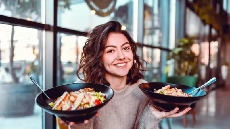 Burçların Mutfak Sırları: Hangi Burç Yemek Pişirmeyi Terapi Gibi Görüyor?