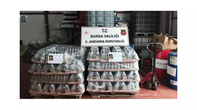 Bursa'da Motor Yağı Kaçakçılığında Büyük Operasyon! Tonlarca Sahte Ürün Ele Geçirildi