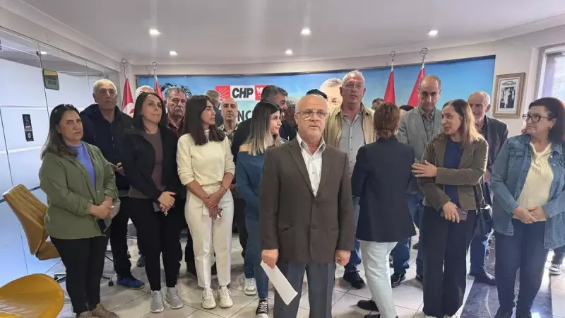 CHP'de Tarihi Protesto: İl Başkanı ve Yönetim Kendilerini Binaya Kilitleyerek İsyan Etti!