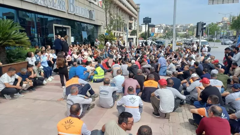 CHP'li Belediye Başkanı, Çalışanların Maaşını Ödemeden 10 Günde 3 Ülkeye Seyahat Edecek!