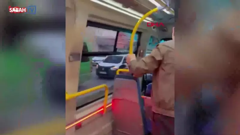 Dolmuşta Dehşet Anları: Meslektaşına Tekme Tokat Saldırı ve 'Sen Öldün' Tehdidi!