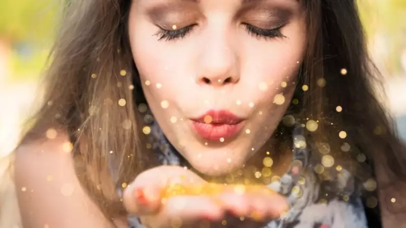 Ekim'de Şans Rüzgarları Esecek! Bu 4 Burç Tüm Hayal Kırıklıklarını Geride Bırakacak