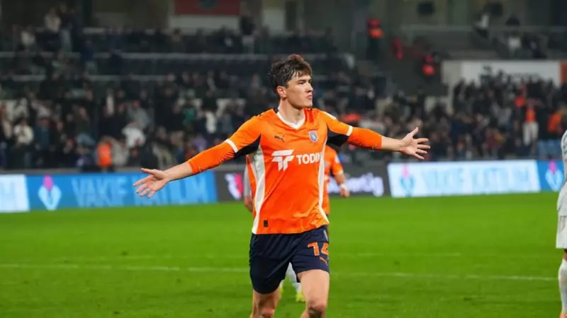 Eldor Shomurodov'dan Golcü Patlaması! Süper Lig'de Krallık Yarısında Zirveye Ortak Oldu