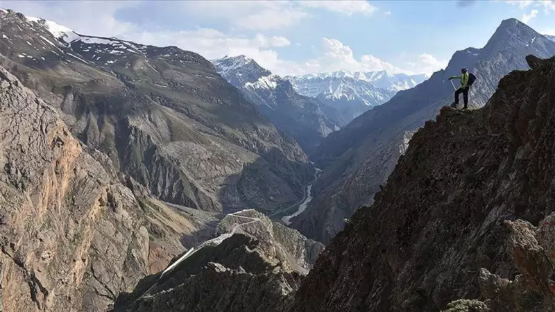 Engadin Vadisi: İsviçre Alpleri'nin Nefes Kesen Saklı Cenneti