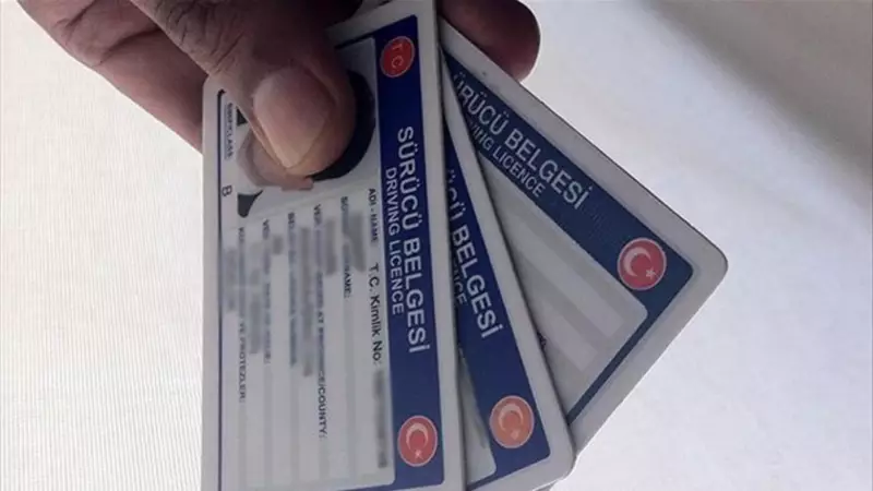 Eski Tip Ehliyetler İçin Son 24 Saat! 2 Milyon Sürücüyü Zor Günler Bekliyor