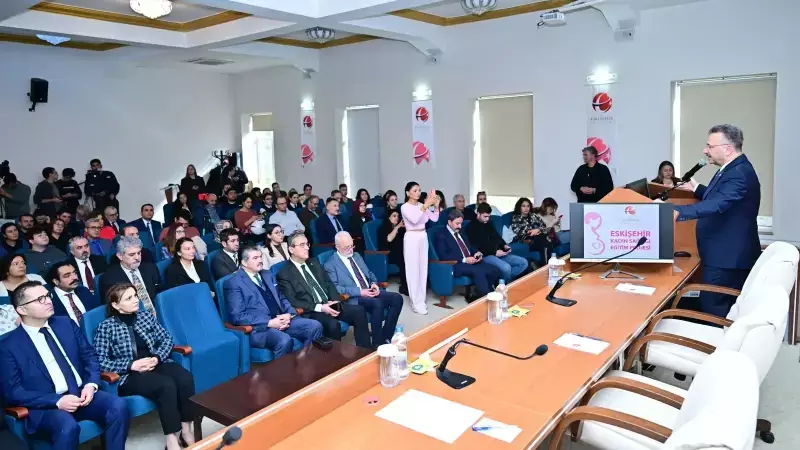 Eskişehir'de Kadın Sağlığında Dev Adım: 2 Yılda 300 Bin Kişiye Kanser Taraması