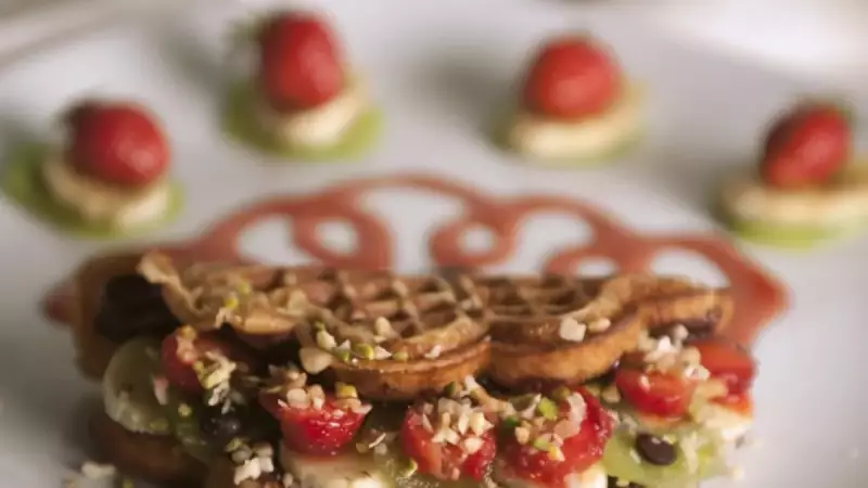 Evdeki Waffle Mucizesi: Bir Daha Dışarıdan Almak Yok! Bu Tarifle Tadına Doyamayacaksınız