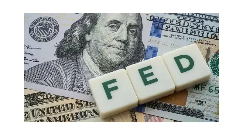 Fed'in Faiz Kararı Ateşi: Ekim'de Ne Olacak? Dolar, Altın ve Borsa Fırtınaya Hazır mı?