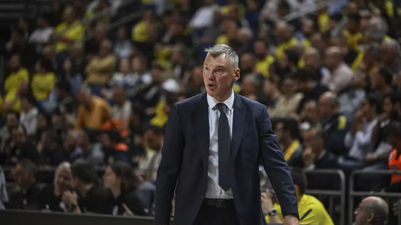 Fenerbahçe Beko'nun Kabus Gecesi: Saras'tan Kritik İtiraf! 'Sorunlarımızı Çözemedik'