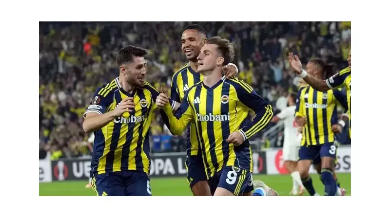 Fenerbahçe, Stuttgart'ı Devirerek Avrupa'da Fırtına Gibi Esiyor! | Canlı İzle ve Skor Detayları