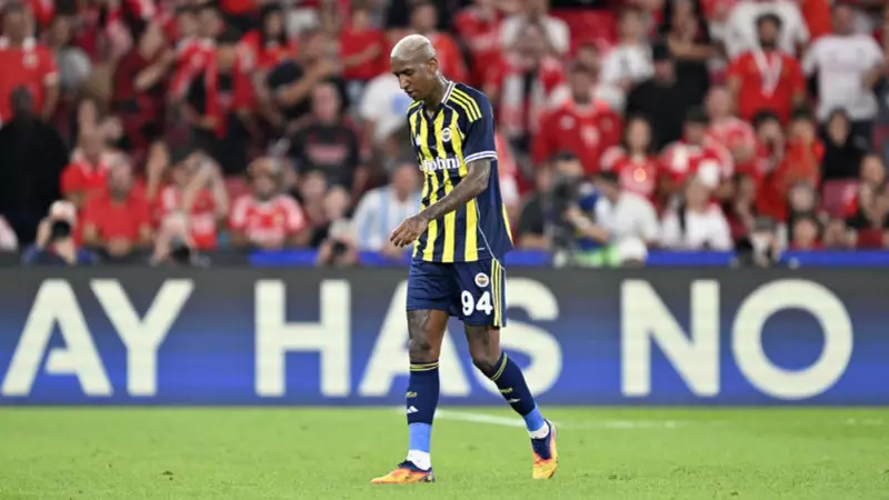 Fenerbahçe'de Bomba! İrfan Can Kahveci ile Yollar Ayrıldı