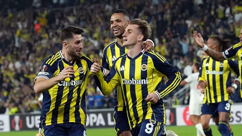 Fenerbahçe'de Stuttgart Maçı Öncesi 4 Önemli Eksik! Sarı Lacivertliler Zorlu Avrupa Yolculuğuna Sakatlık Gölgesinde Başlıyor