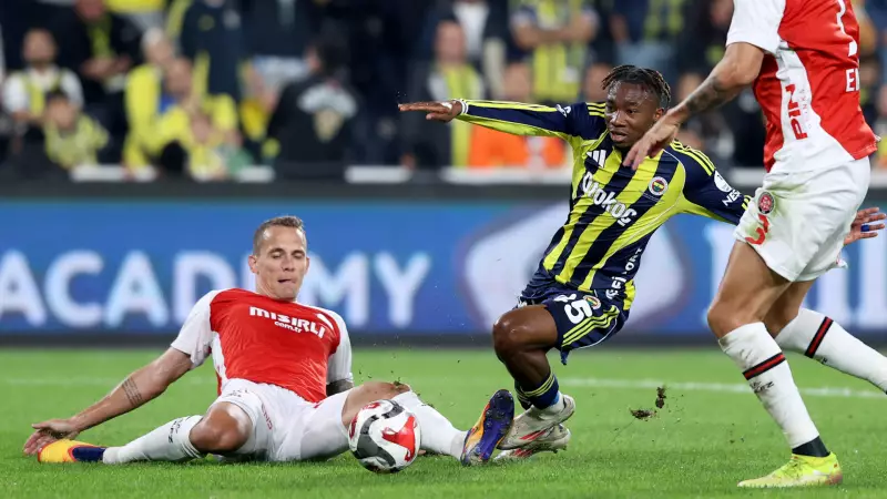 Fenerbahçe - Karagümrük Maçında VAR Skandalı! Hakemin Kayıtları Açıklandı