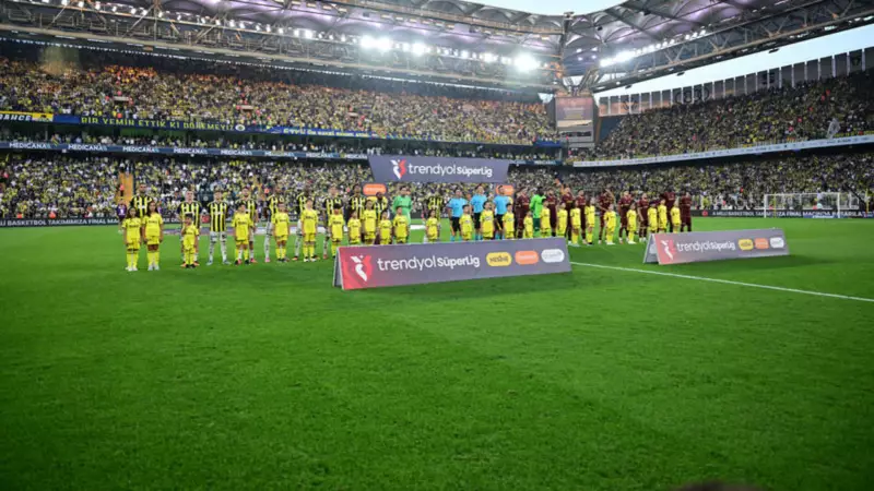 Fenerbahçe'nin Yıldızları Artık Hibrit Çimde! | Şükrü Saracoğlu'nda Büyük Yenilik