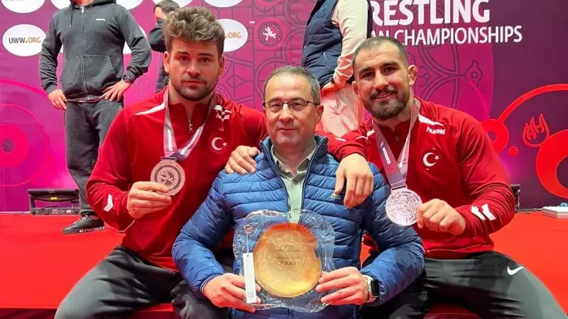 Feyzullah Aktürk'ten Muhteşem Zafer! Dünya Şampiyonluğu Türkiye'ye Geldi