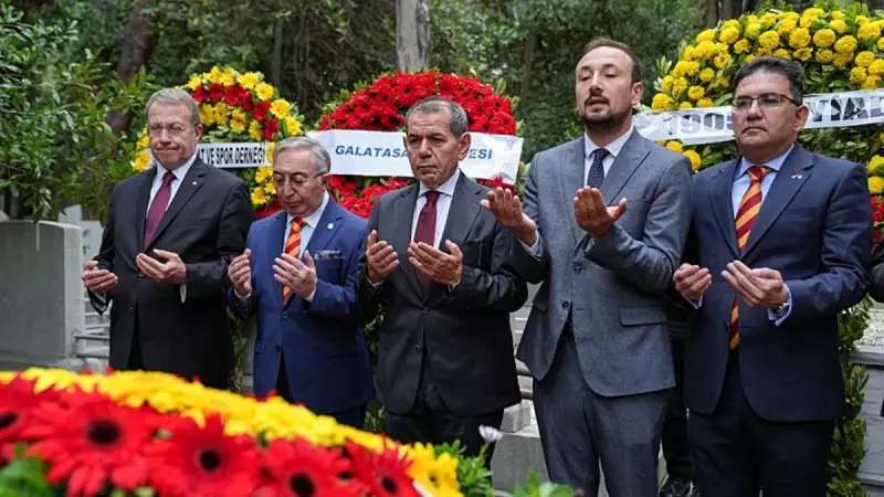 Galatasaray'ın Efsanevi Kurucusu Ali Sami Yen'in Kabri, Sarı-Kırmızılı Heyetle Ziyaret Edildi!