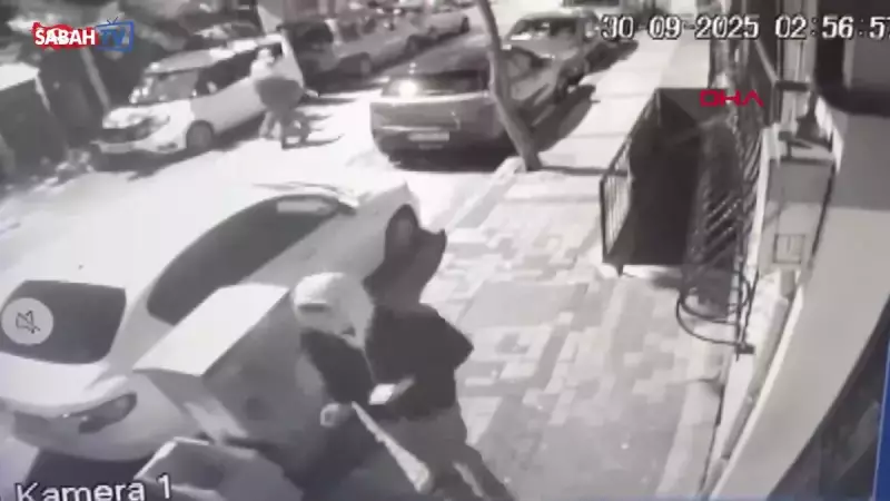 Gaziosmanpaşa'da Sokak Ortasında Vahşet! Güvenlik Kamerası Kan Donduran Anları Görüntüledi