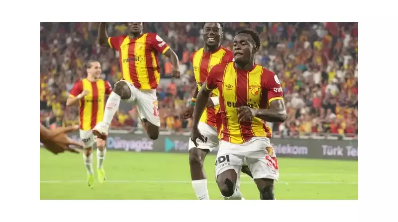 Göztepe'nin Yıldızı Dennis'in Değeri Katlanıyor! Taraftar Bu Transferle Gurur Duyuyor