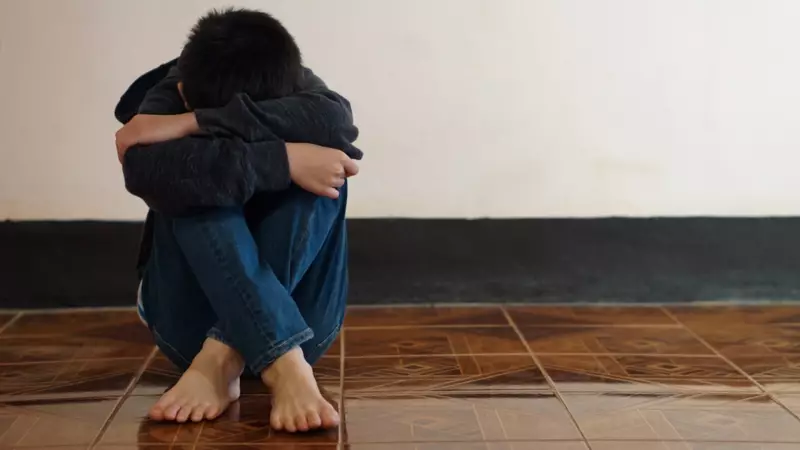 Hikikomori Sendromu: Modern Çağın Görünmez İnsanları ve Sosyal Hayattan Sessizce Çekilenlerin Hikayesi