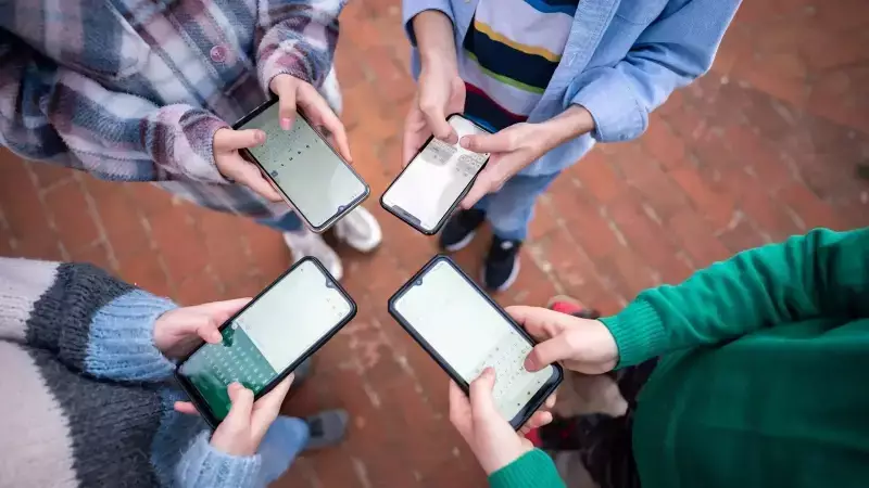 iPhone Kullanıcıları Dikkat! Bu Uygulama Telefonunuzu Ele Geçiriyor - Apple'dan Kritik Uyarı