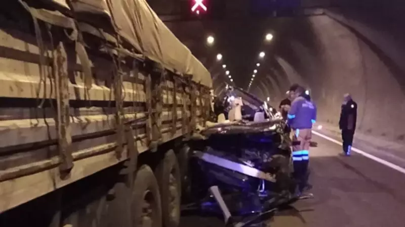 Kahramanmaraş'ta Feci Kaza: Tır ile Hafif Ticari Araç Çarpıştı, 1 Kişi Hayatını Kaybetti