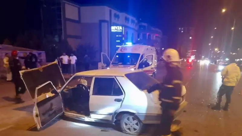 Kahramanmaraş'ta Frenler Boşaldı: Minibüs Kontrolden Çıktı, 5 Kişi Yaralandı!