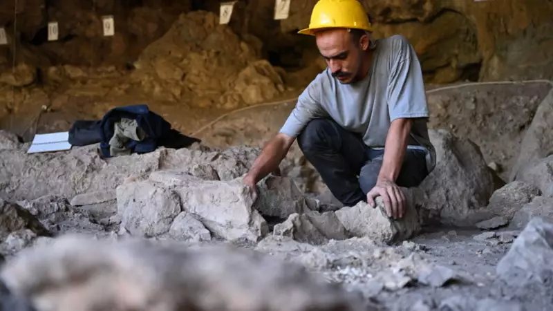 Kahramanmaraş'ta Tarih Yeniden Yazılıyor: 13.000 Yıllık Delici Alet ve Boncuklar Gün Yüzüne Çıktı!