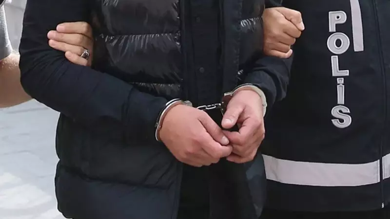 Kamu Görevlisi Kılığında Dolandırıcılık Şebekesi: 8 Kişi Tutuklandı!