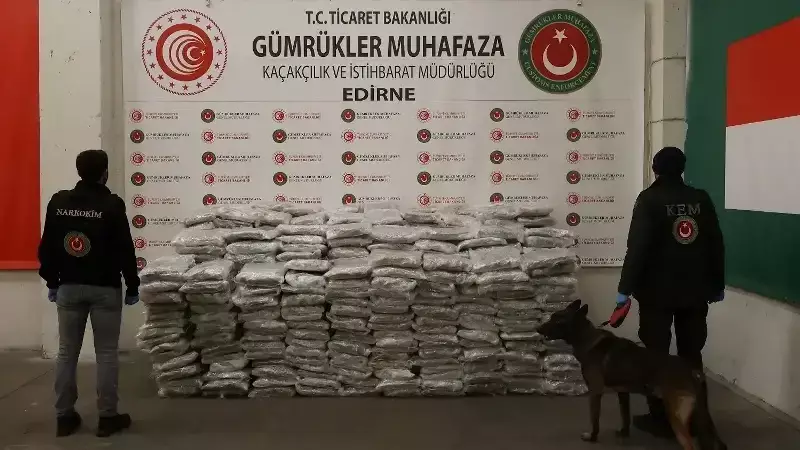 Kapıkule ve İpsala'da Dev Uyuşturucu Operasyonu: Tam 524 Kilo Ele Geçirildi!