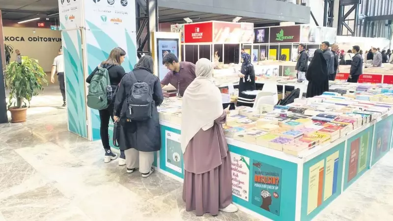 Kültürün Nabzı Bu Kez Turkuaz'da Atıyor! İşte Göz Kamaştıran Sergi