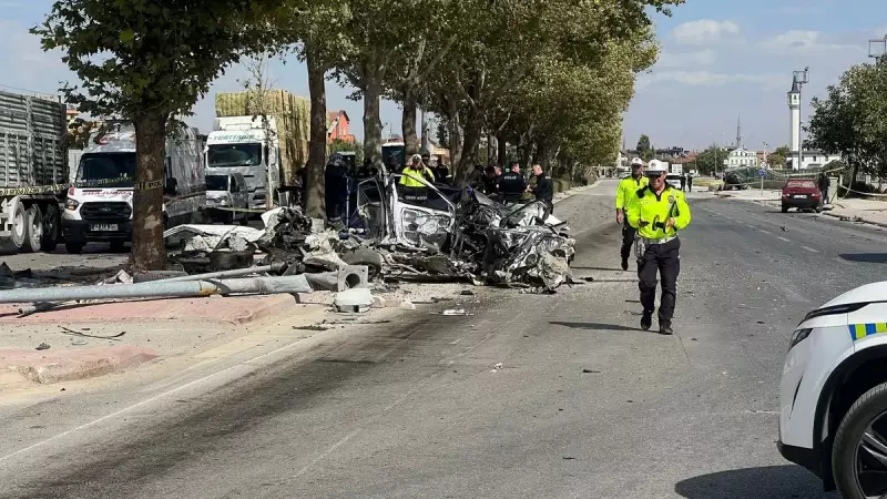 Konya'da Feci Trafik Kazası: Otomobil Parçalandı, Sürücü Hayatını Kaybetti