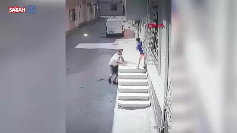 Korkunç Görüntüler! Çocuğu Bileğinden Tutup Yere Fırlatan Kişi Kameralara Yakalandı