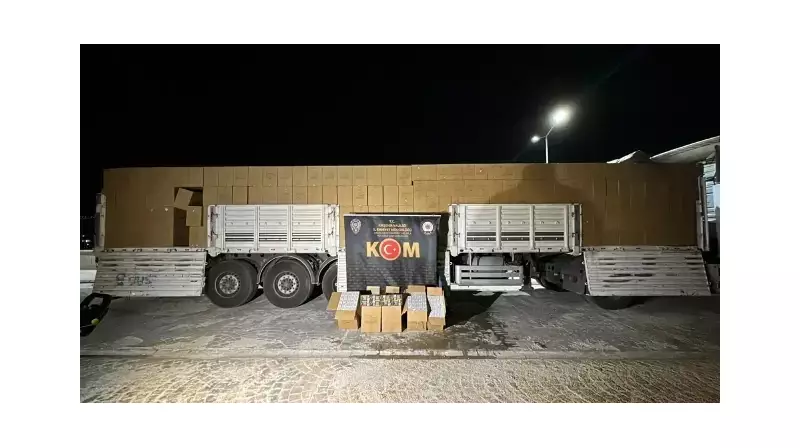 Kırşehir'de Makarna Operasyonu: 980 Koli Boş Makarna Ele Geçirildi!